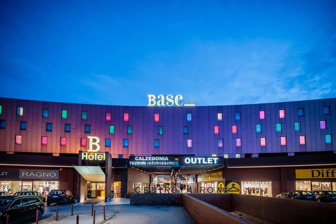 Base Hotel ノヴェンタ・ディ・ピアーヴェ エクステリア 写真