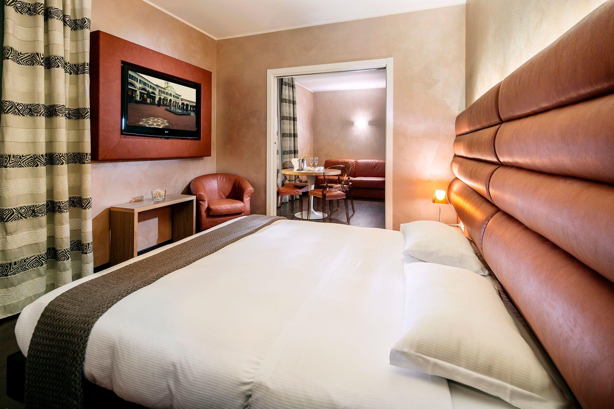 Base Hotel ノヴェンタ・ディ・ピアーヴェ エクステリア 写真